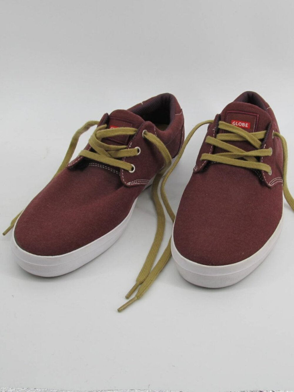 Globe Skateboard Shoes Winslow Burgundy/Chambray Size 8.5 MENS US